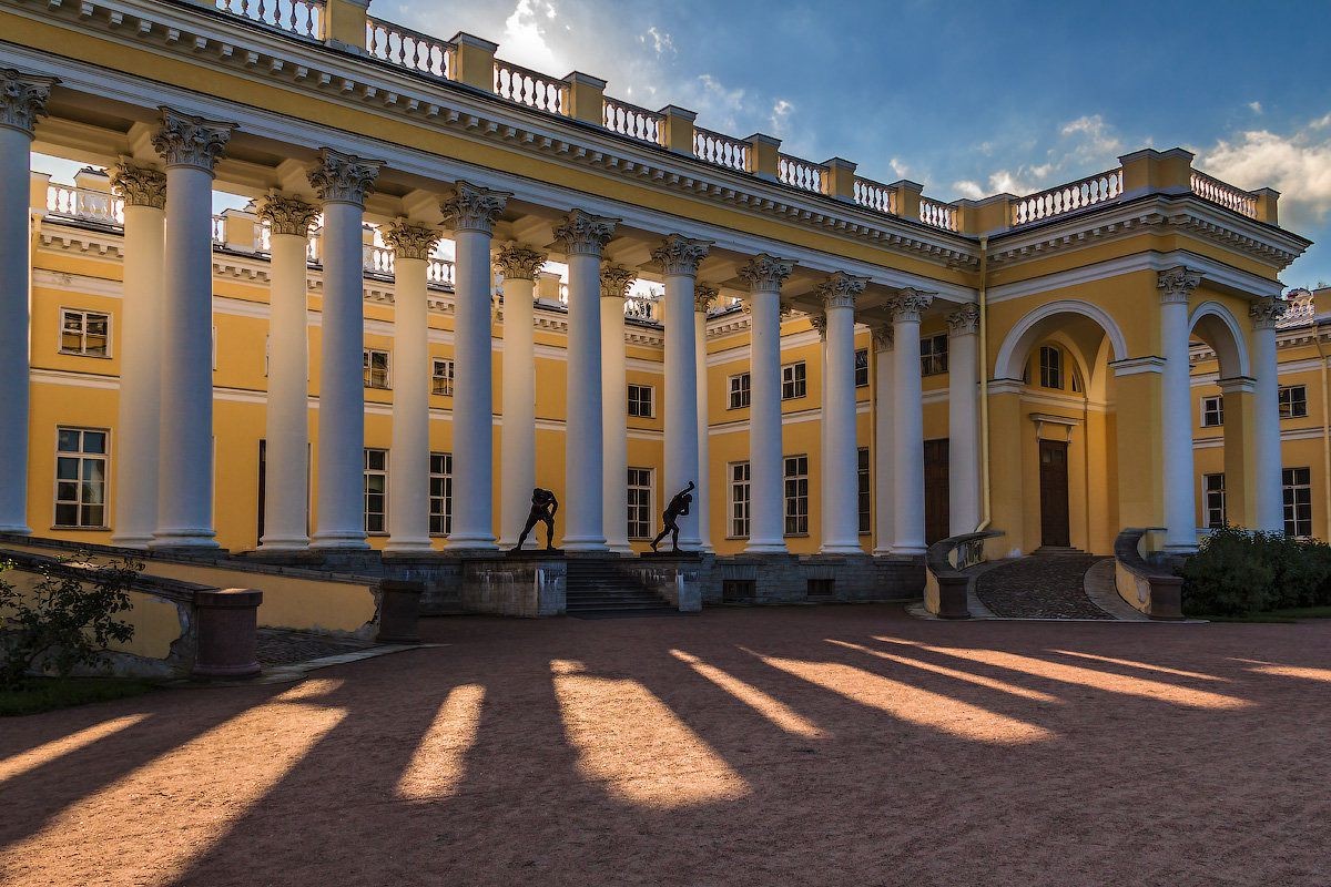 Экскурсия Александровский дворец: билет и аудиоэкскурсия