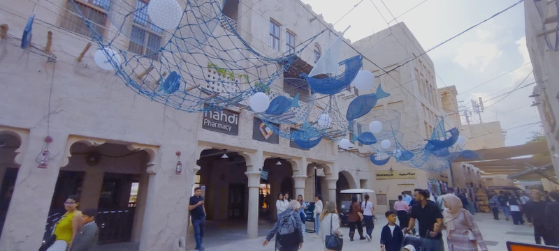 Экскурсия понравилась. Не утомительно, хотя и на целый день. Были с детьми, учитывали некоторые детали для