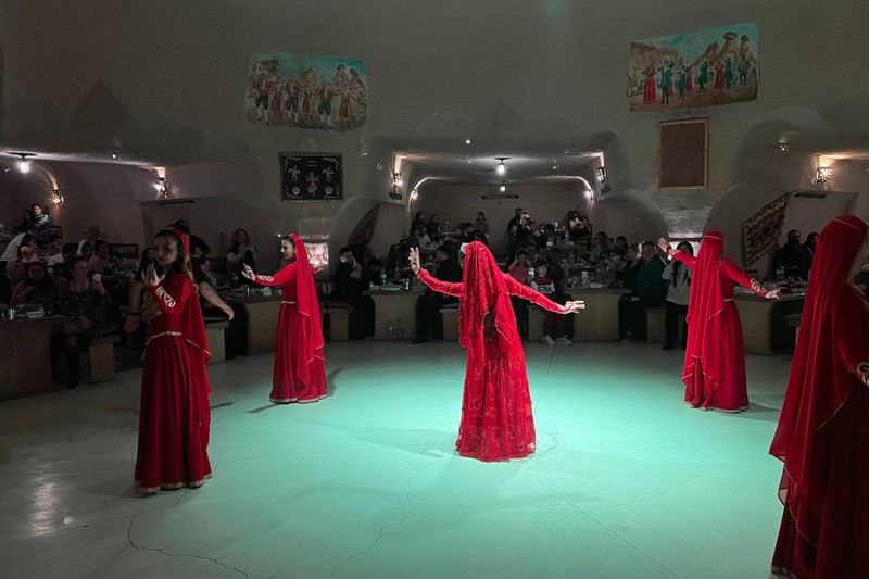 Каппадокия в ритме танца: турецкий вечер с шоу и ужином