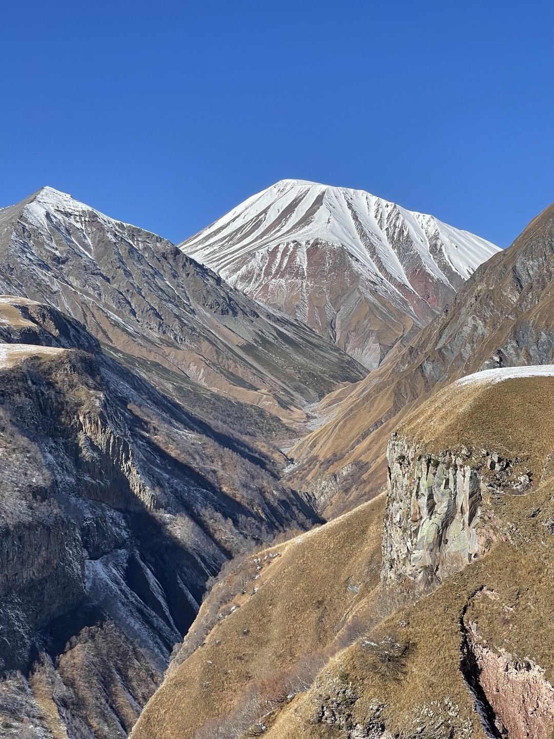 Тур одного дня: Мцхета, Казбеги, Ананури (Игорь)