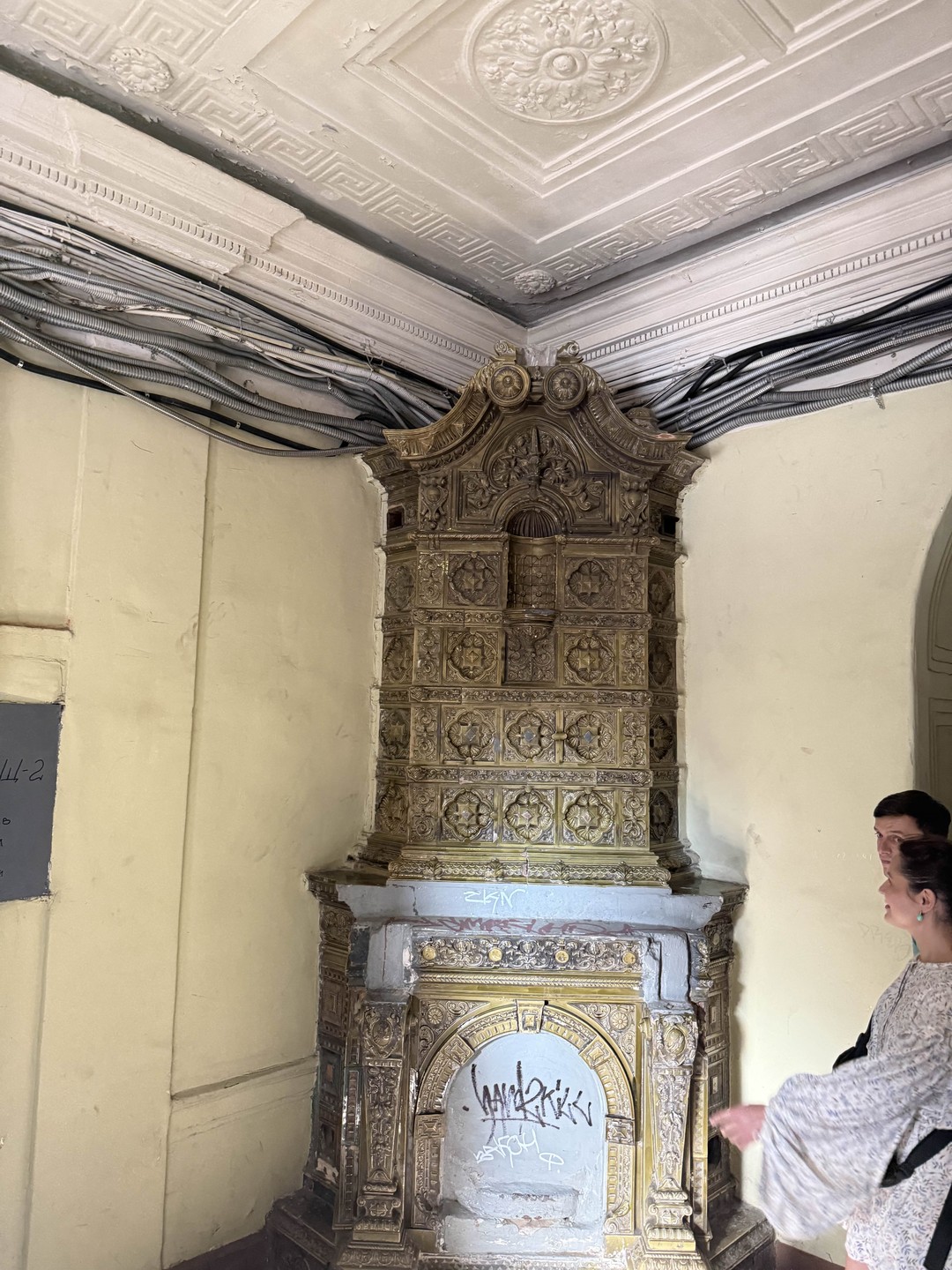 Лабиринты дворов и парадных Петроградской стороны (Яна)