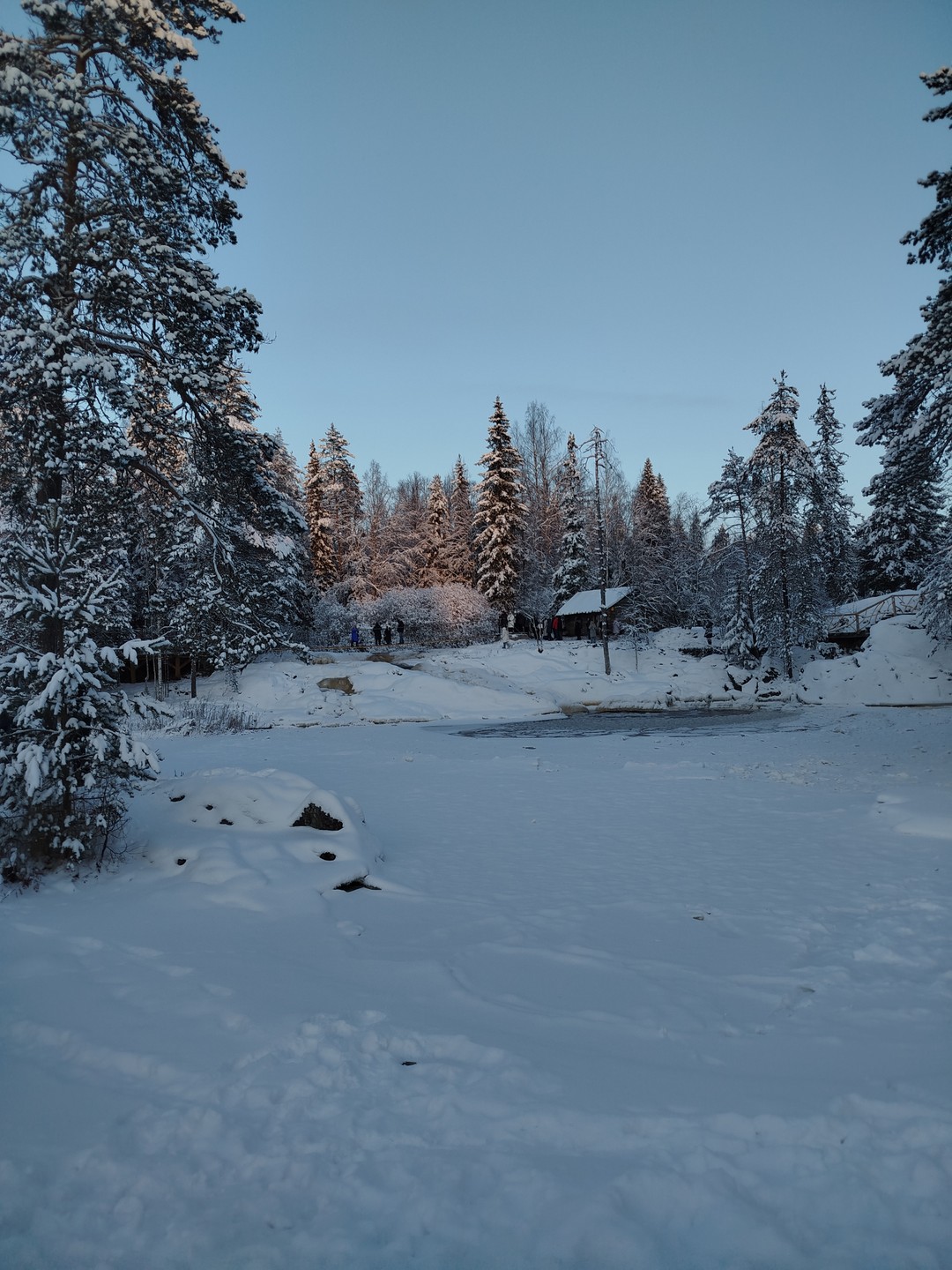 Автобусная однодневная экскурсия в горный парк Рускеала (Аня)