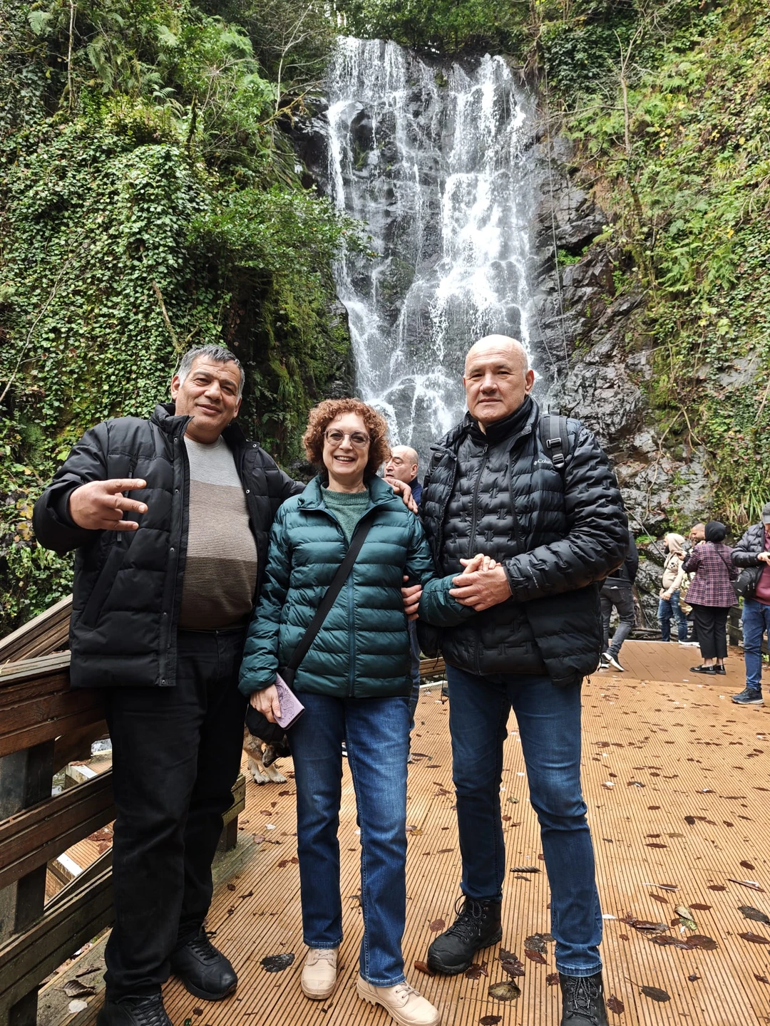 Огромное спасибо за прекрасный день! Красиво, познавательно, вкусно и очень весело!!!