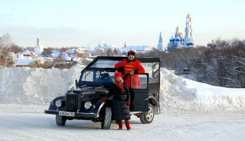 Назад в детство: интерактивное путешествие на ретроавтомобиле по Сергиеву Посаду