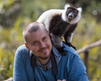 Лемуры нацпарка "Перинет", парка Вакона и заповедника "Пальмариум"