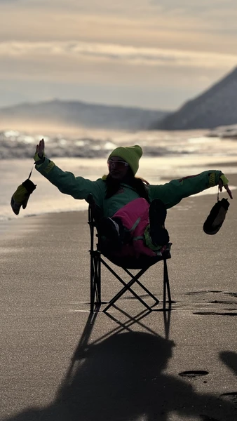 Были с мамой на экскурсии на Халактырский пляж + Мишенная сопка смотровая. Это потрясающе! С Валентином