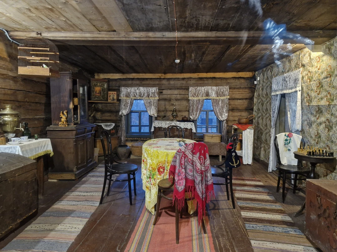 Великолепно! Час пролетел на одном дыхании. Открыли для себя много нового! Очень рады, что выбрали именно эту экскурсию!