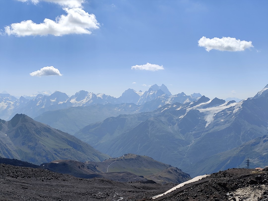 Нетипичный Эльбрус: водопады, дикие ущелья и снежные хребты (Эдуард)