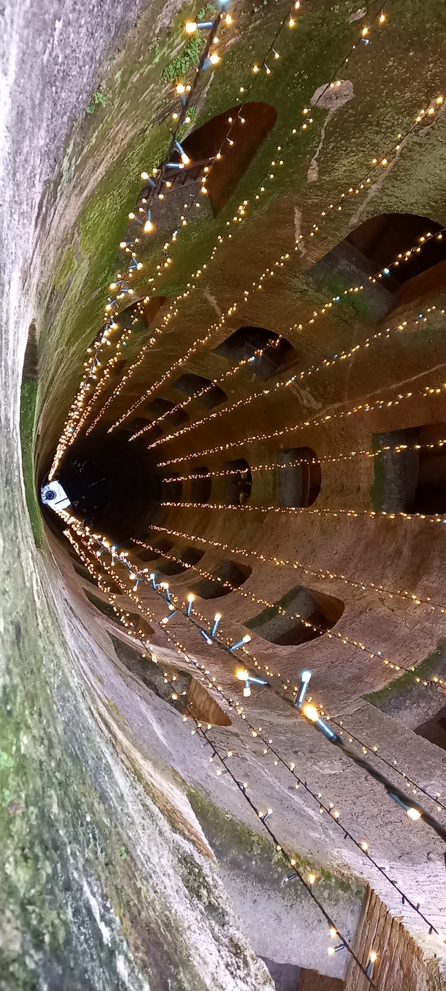 Наталья показала нам самые знаковые места Орвието и рассказала про них много интересного! Помогла забронировать ресторан