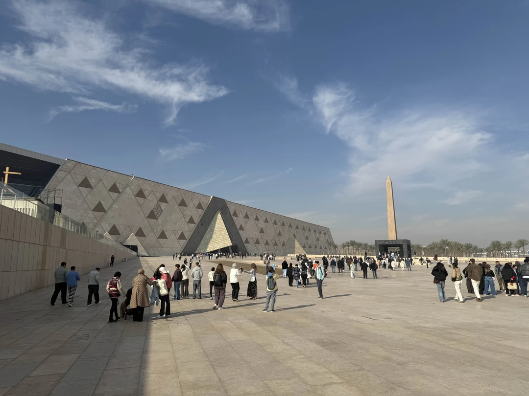 Отличная экскурсия. Намного удобнее, чем брать групповую на больших автобусах