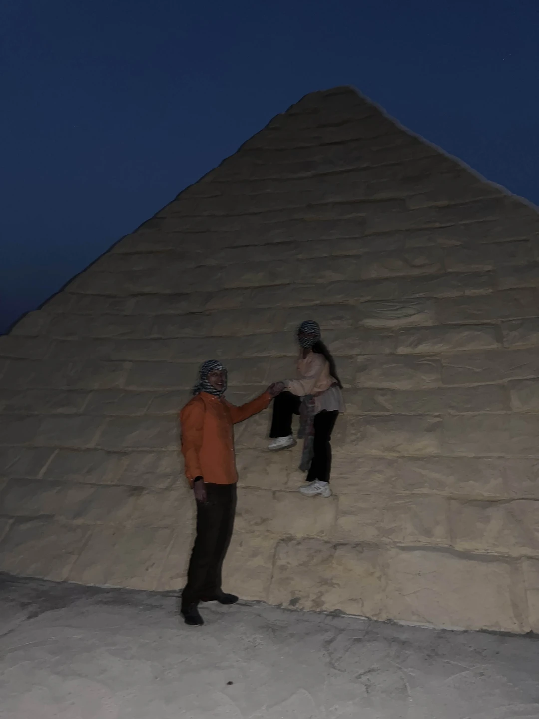 Очень рекомендую эту экскурсию, время выбрано как нельзя лучшее, отличный индивидуальный подход с вниманием к деталям