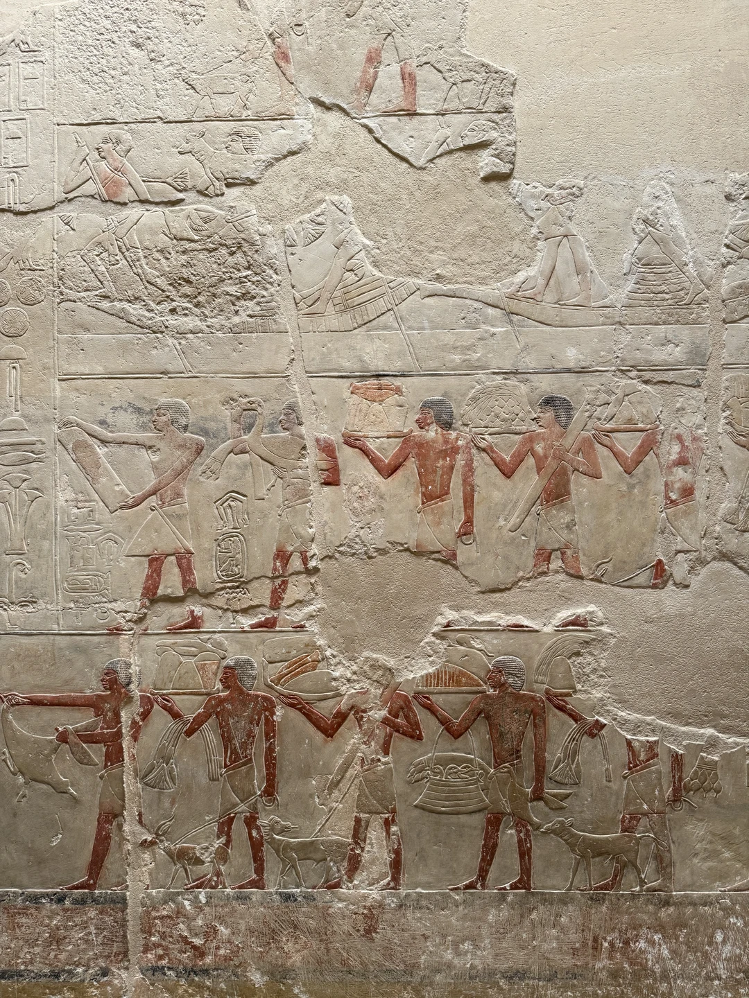 Позавчера были на экскурсии с Махмудом. С самого начала он забрал нас из отеля на хорошей