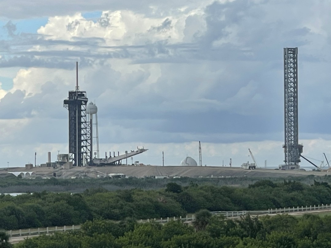 Все было замечательно! Начиная с приятной органичной коммуникации с гидом Артемом и заканчивая настолько же не