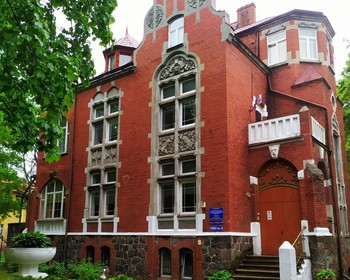 Средневековый замок, дегустация сыра и знакомство с Калининградом