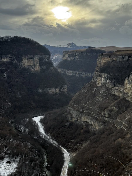 Прекрасная экскурсия! Экскурсовод Тамерлан очень интерно рассказывает, было безумно комфортно! Группа была небольшая, всего 4 человека