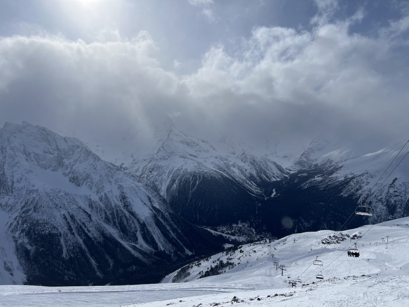 Хочется поблагодарить нашего гида Тамару за прекрасно организованное путешествие, высокий профессионализм и стремление сделать отдых туристов