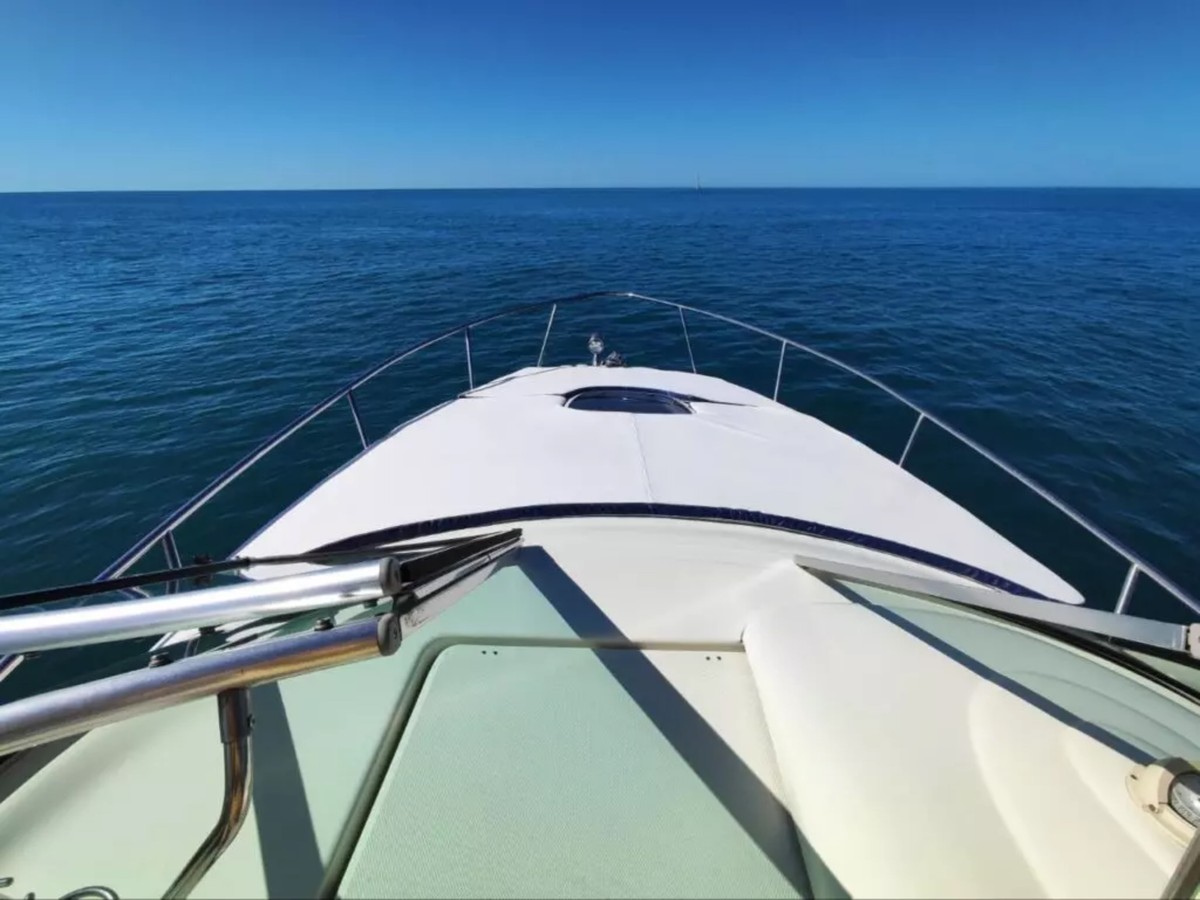 Морская прогулка на круизной яхте - в индивидуальном формате