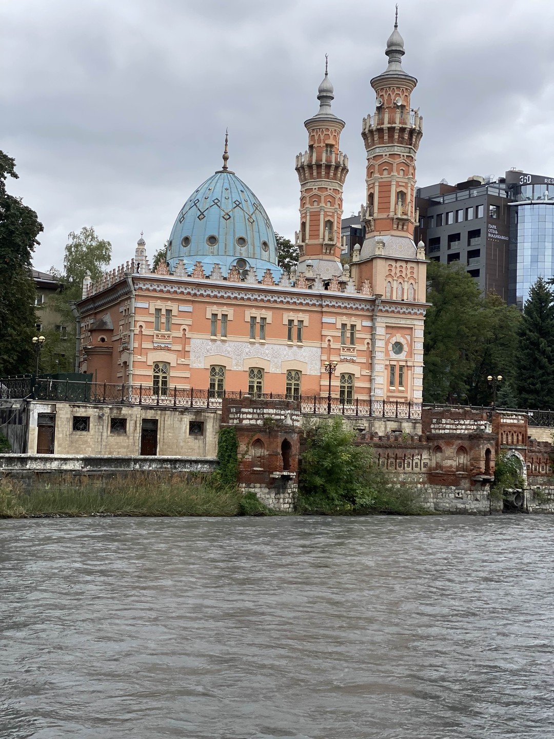 Владикавказ: архитектура, культура, городские истории (Инна)