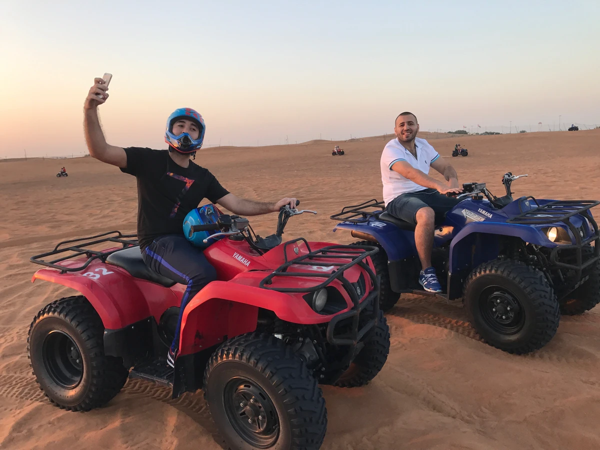 Сафари в пустыне Дубая — из Шарджи (всё включено)