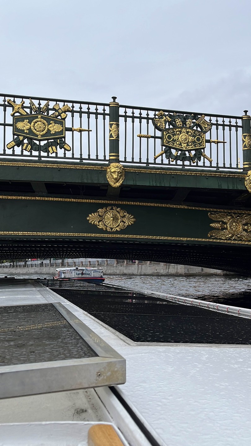 Прогулка по рекам и каналам Петербурга (Алина)