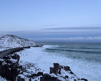 Териберка: каменный пляж, Батарейский водопад, Баренцево моря и кладбище кораблей
