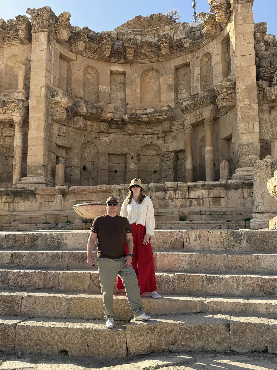 Отличная экскурсия, нам очень понравилось столько классных впечатлений. Гид Татьяна великолепна, очень информативно и не скучно