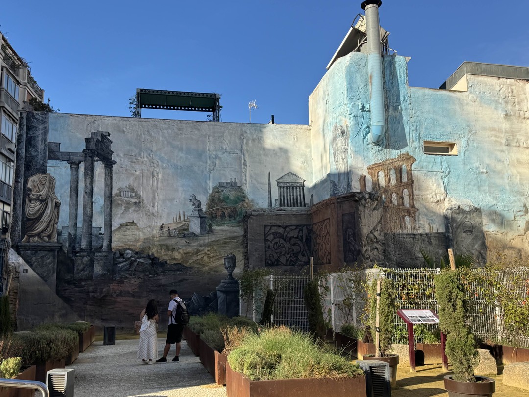 Таинственный город -Картахена!! Первое знакомство с городом произошло в сопровождении Натальи. Экскурсия превзошла все ожидания, Наталья