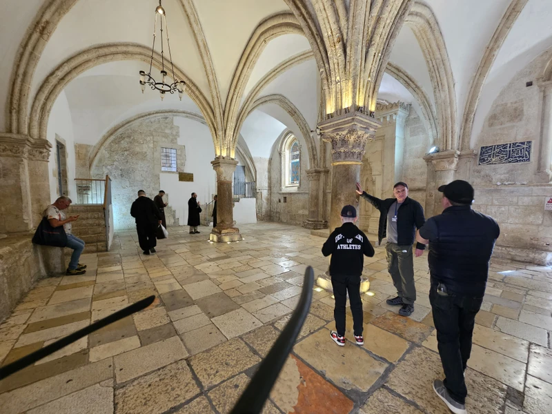 Мы впервые прилетели в Тель-Авив и практически сразу поехали в Иерусалим - увидеть главное