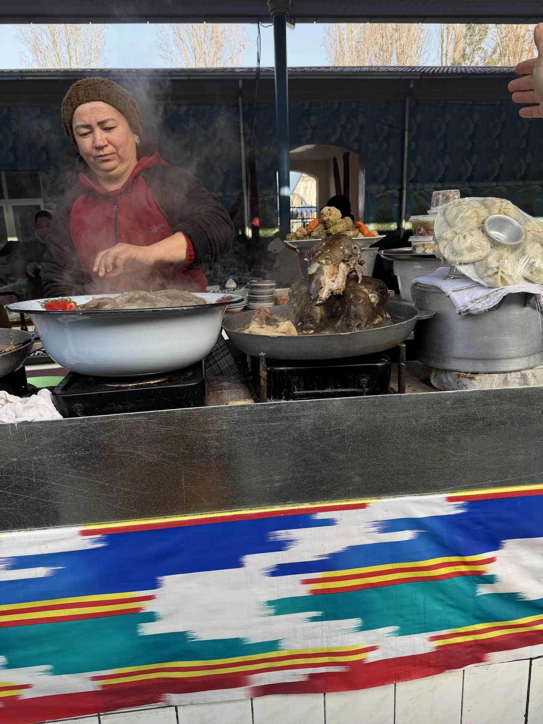 Экскурсовод говорит на понятном языке, без заумных фраз. Для нас это была третья экскурсия в Узбекистане