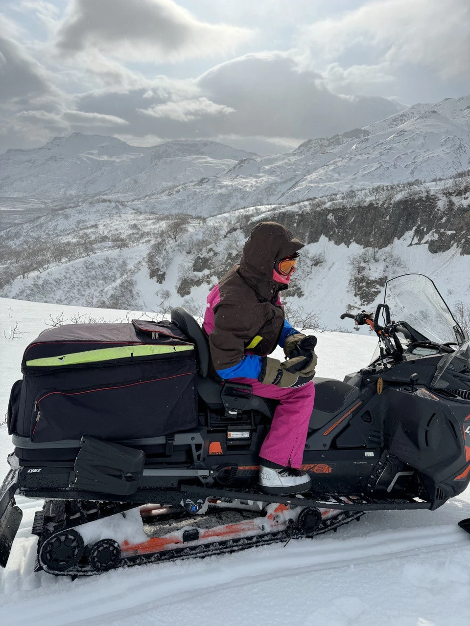 Спасибо огромное Егору и Максиму за такое потрясающее путешествие! Удивительная красота природы Камчатки - незабываемое зрелище!