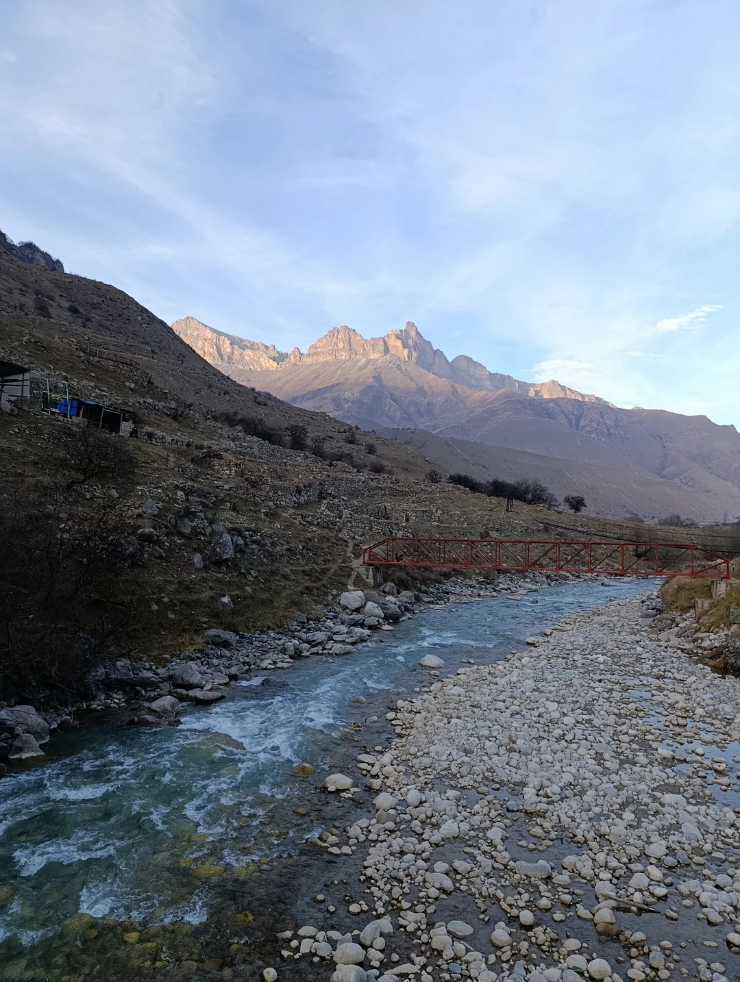 В рамках экскурсии посетили много интересных и красивых локаций, получили море положительных эмоций. Программа экскурсии грамотно