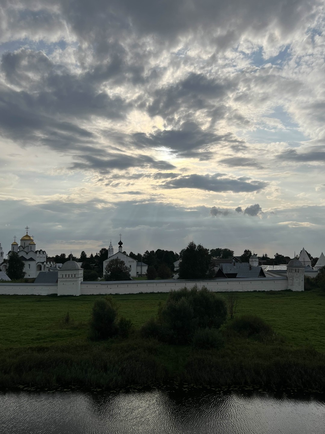 В этом городе все совпало: отдых, тишина, спокойствие, неторопливость… а об его истории в настоящем и