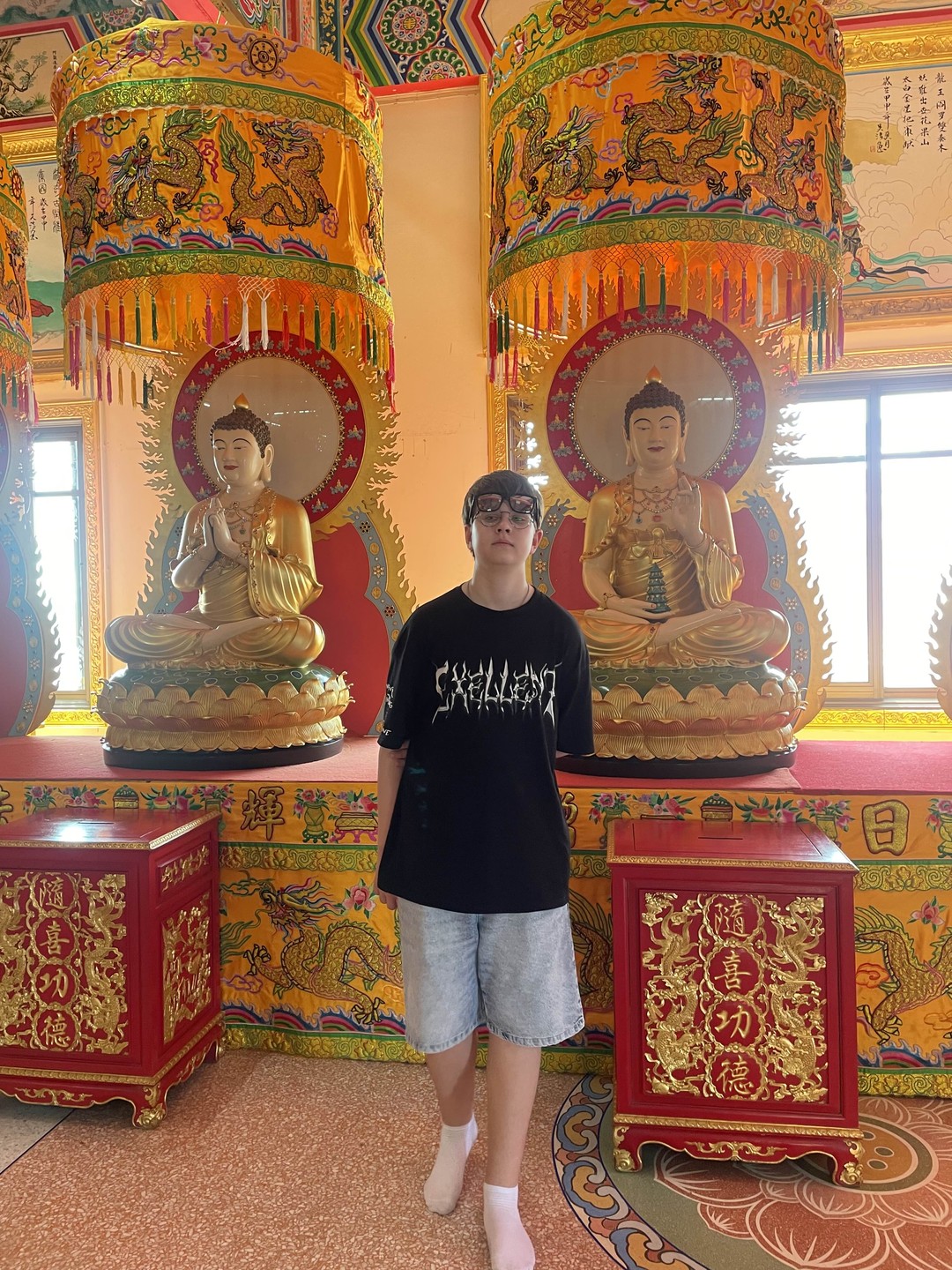 Экскурсия очень понравилась, особенно гид Вячеслав. Видно, что человек-специалист своего дела. Очень хорошо все рассказывал, с