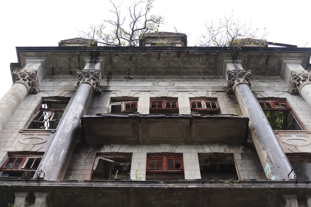 Экскурсия прошла великолепно. Спасибо Гору за интересные рассказы о достопримечательностях, которые встречались на нашем пути, и