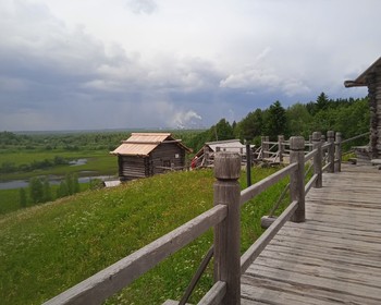 Малые Корелы, Музей художника и сказочника, мастер-класс по росписи козуль с чаепитием