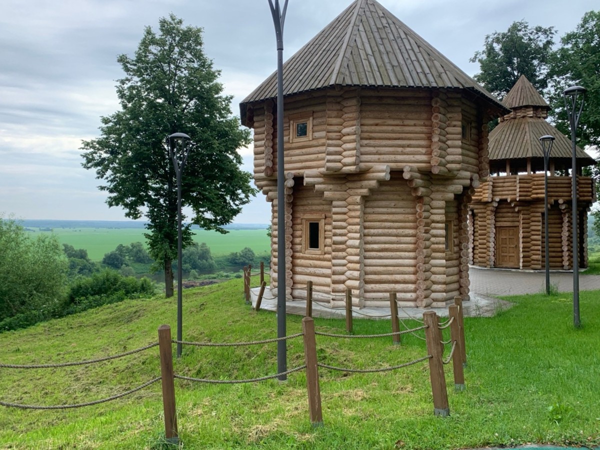 Главное изображение экскурсии - Из Калуги — в Лихвин: большая история самого маленького города России