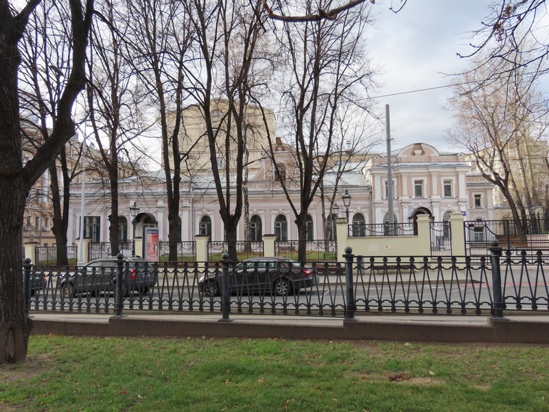 Яузский и Покровский бульвары Москвы: история, архитектура, лица