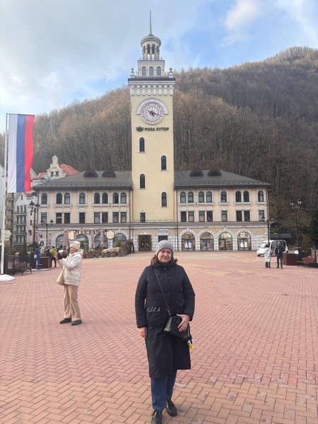 Организовано все на высоком уровне. Удобные автобусы. Все продумано до мелочей. Максимально много красивых локаций. На