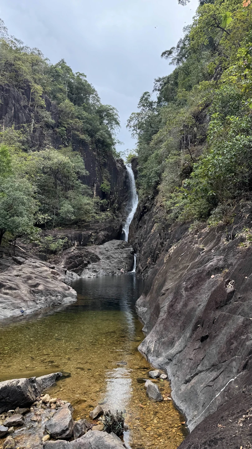 Отличный тур, если есть желание соприкоснуться и окунуться в азиатские страны на короткое время. Перед оформлением
