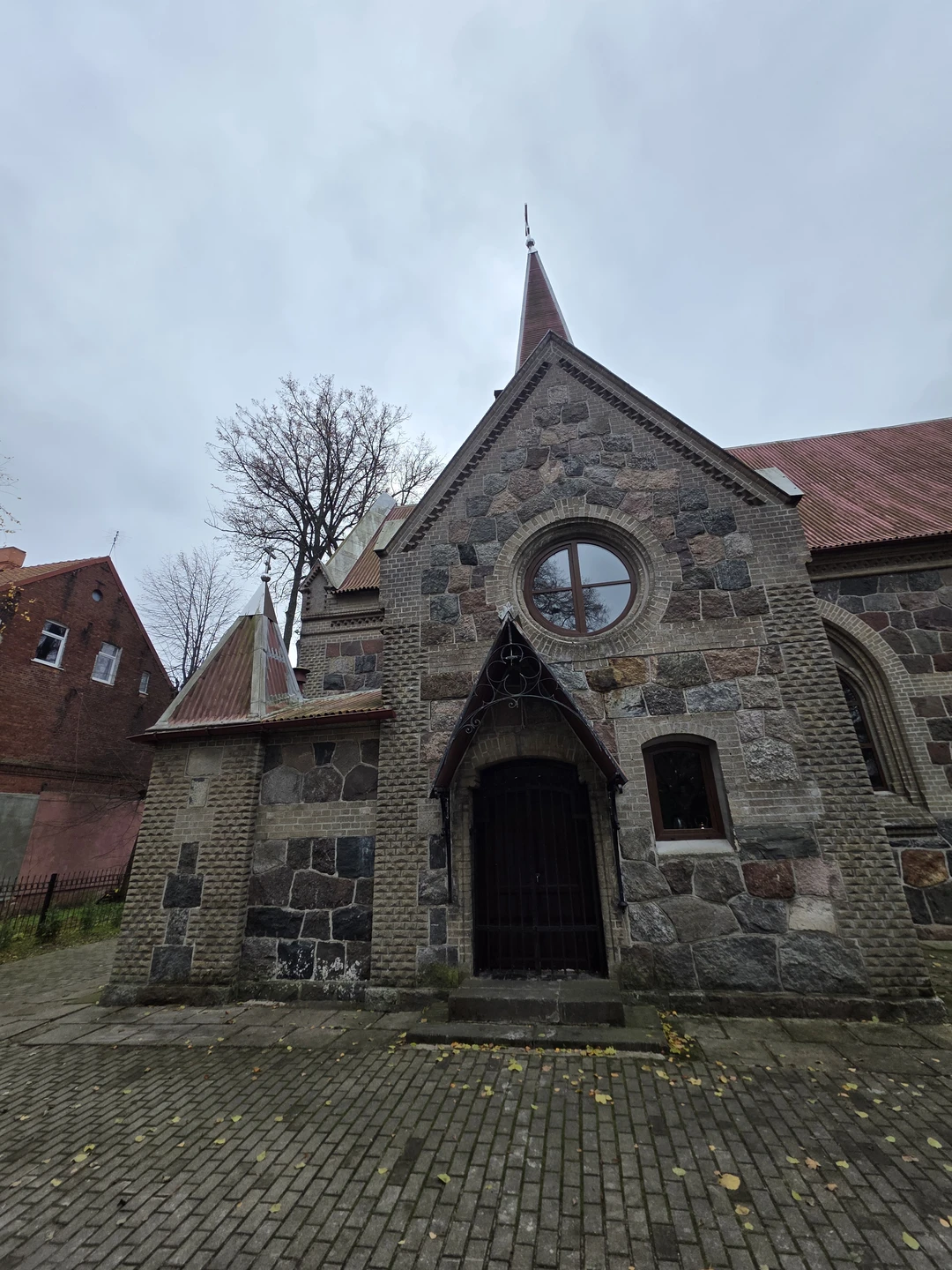 Учитывая, что экскурсия групповая, хочу отметить стремление организаторов и непосредственно гида, учесть потребности туристов - комфортный