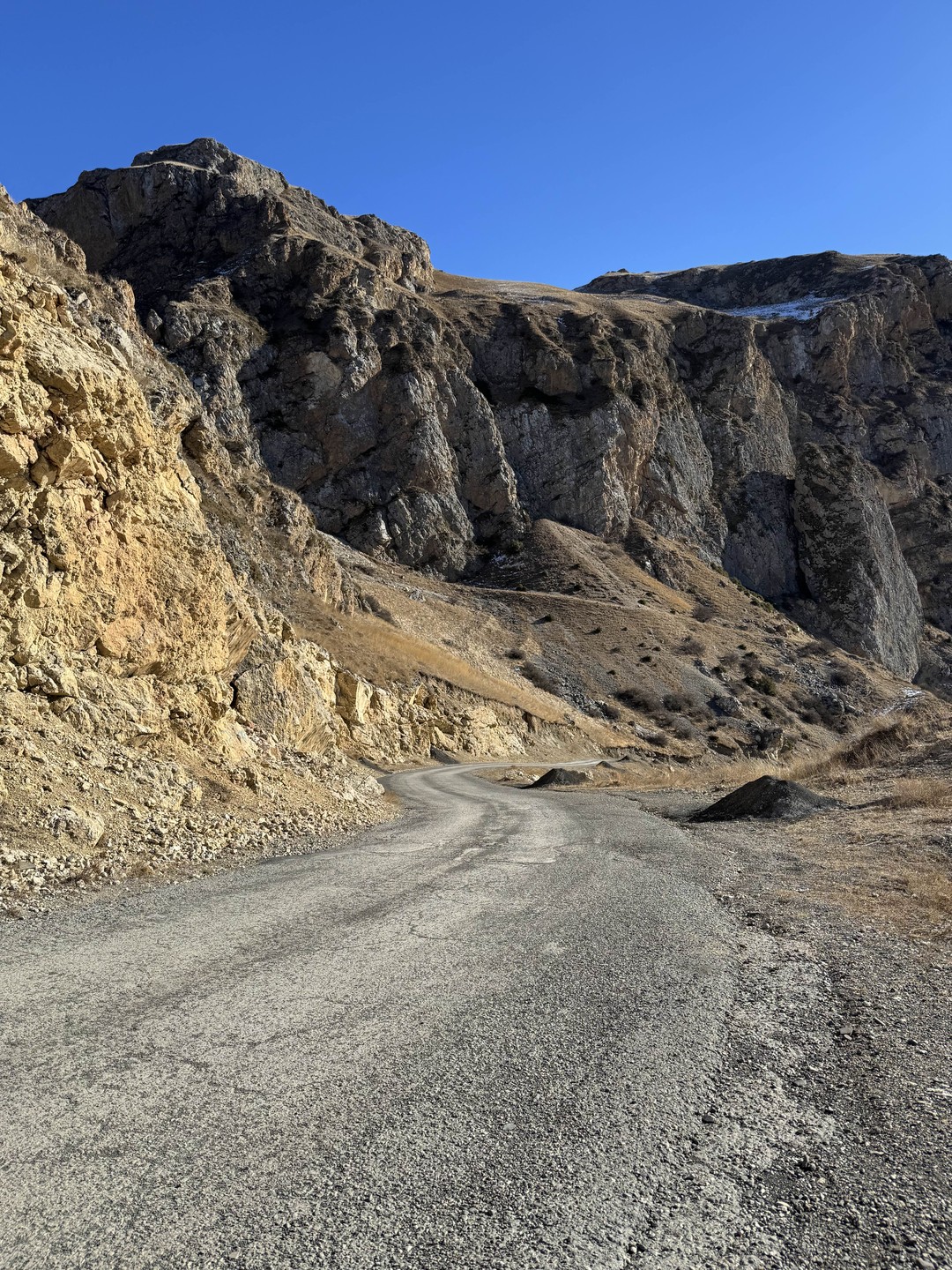 Розовое озеро, Бешбармаг, горы Хызы и село в облаках Хыналыг: групповая экскурсия (Ольга)