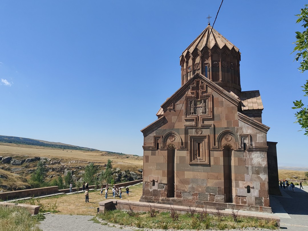 Хочу поблагодарить экскурсовода Арени за замечательную экскурсию в Гюмри. Очень рекомендую к посещению этот очаровательный городок