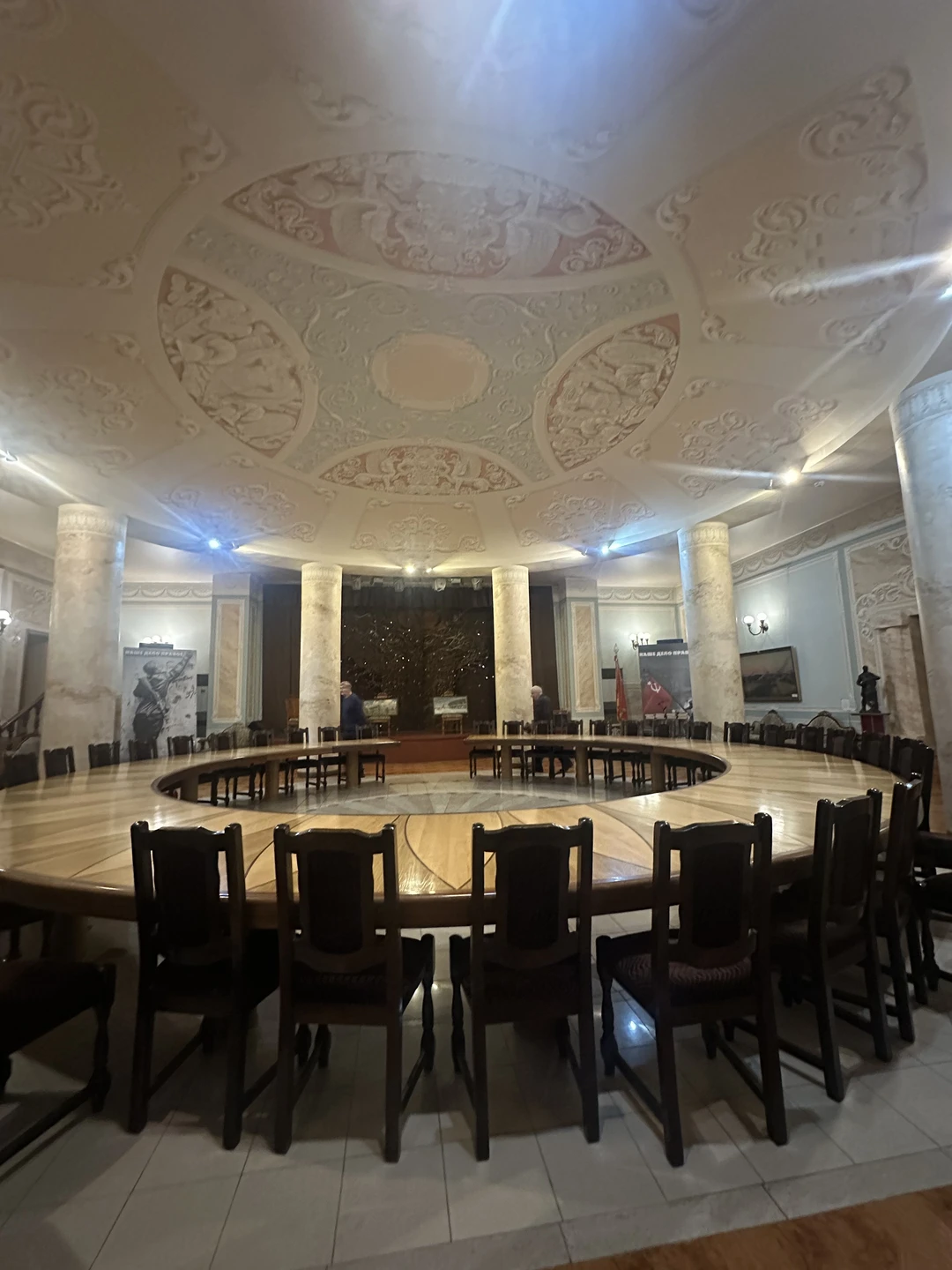 Оба экскурсовода классные и интересные. Три часа пролетели как миг. Спасибо тем, кто хранит память и рассказывает так интересно ❤️