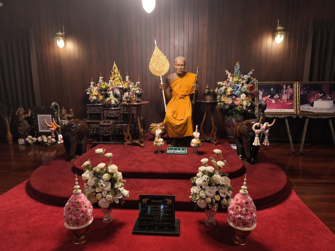 Сегодня были на экскурсии с Владимиром! Это был замечательный и запоминающийся день! Хочется отметить великолепные знания