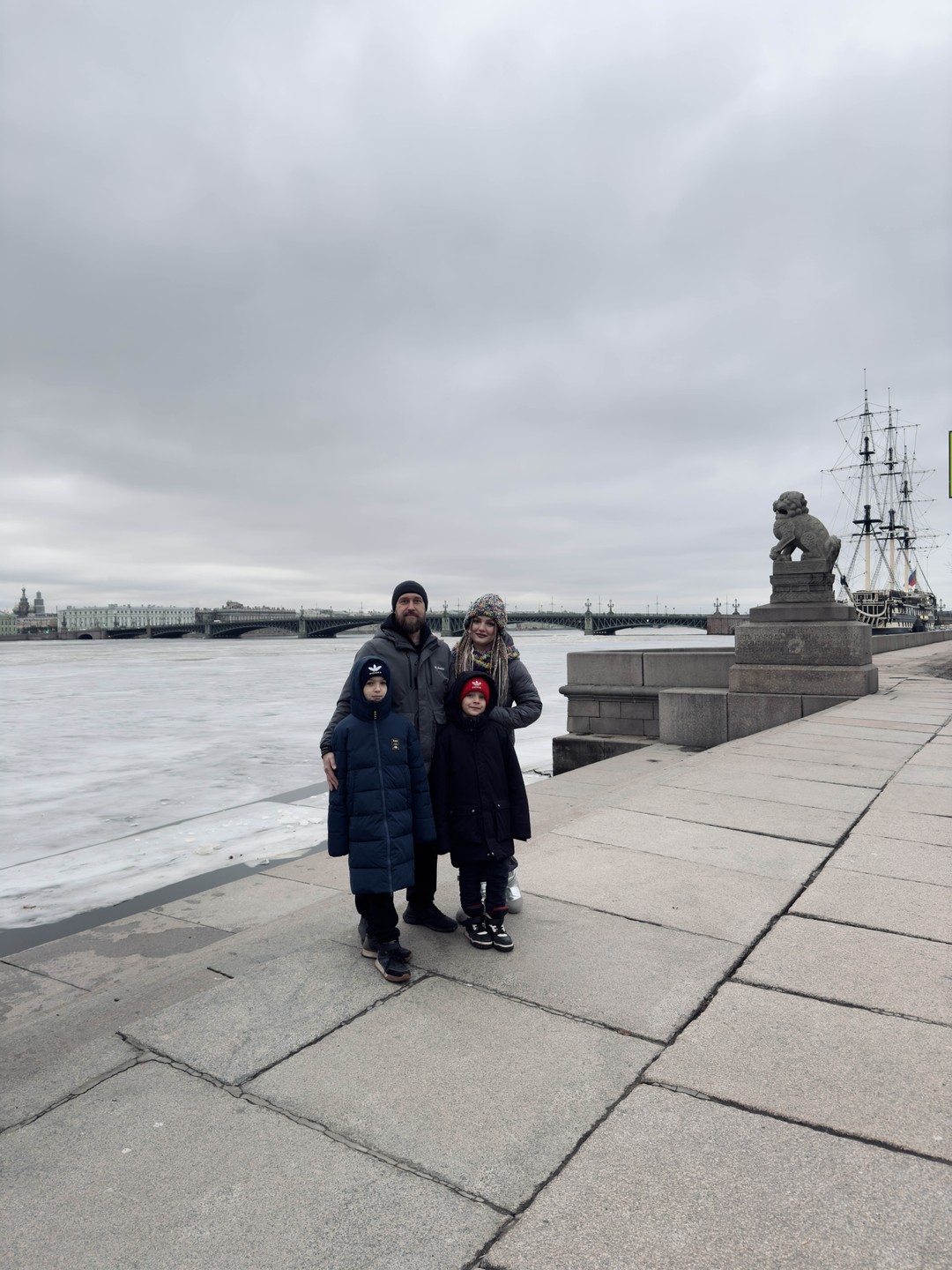 Обзорная экскурсия на машине по центру Петербурга (Дарья)