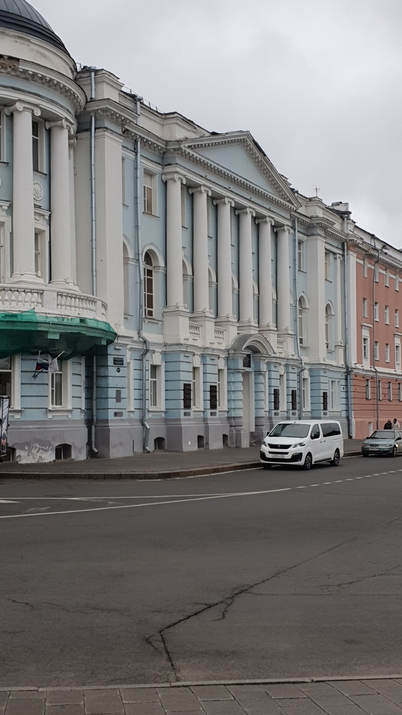 По Нижнему Новгороду - на авто (Аверьянова)