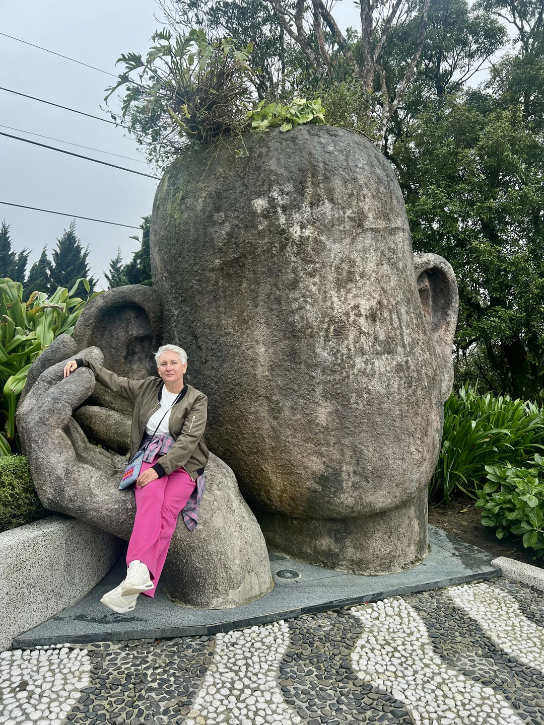 Вернулась с экскурсии очень довольная. Само место, надо сказать, больше для переключения внимания от каких-то серьезных