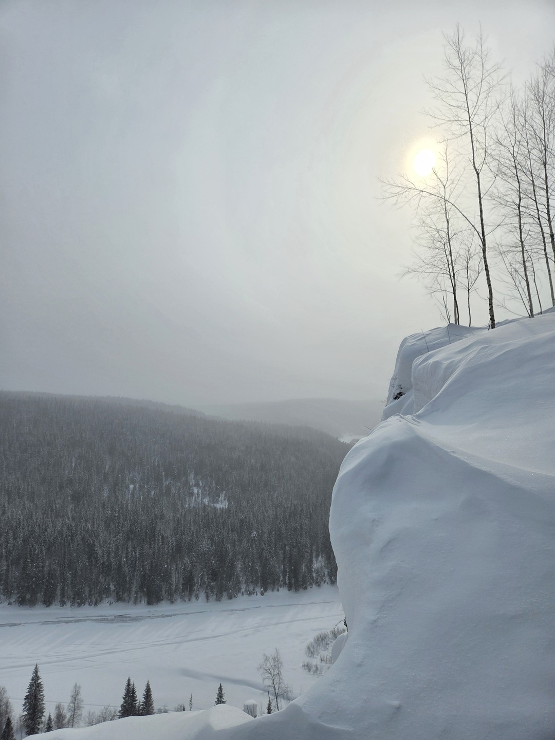 Потрясающая по своей красоте экскурсия на Усьвинские Столбы и Каменный город, я мечтала увидеть ели, сгибающиеся
