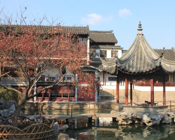 Холм Тигра, пагода, музей или сад