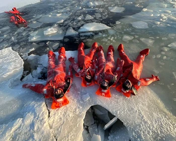 Айс-флоатинг и охота за северным сиянием